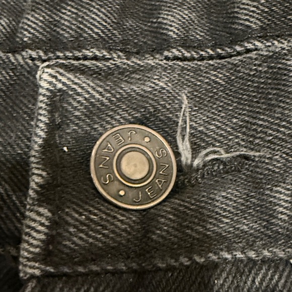 Levi's vintage 501s made in the USA Dark Wash Men's Straight Jeans - Picture 5 of 6